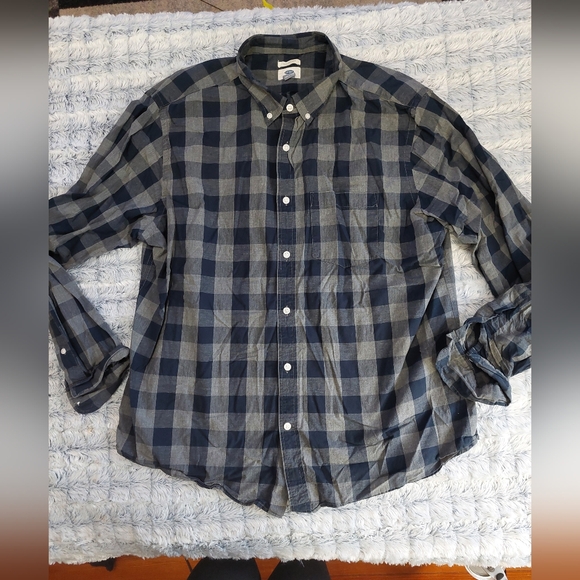 Old Navy Other - Old Navy Navy‎ and Gray Plaid Shirt